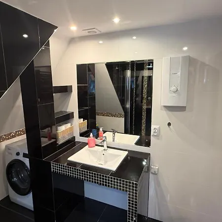 Piastowska 3 公寓 *